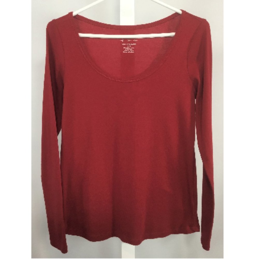 Denver Hayes Cranberry Red T-Shirt